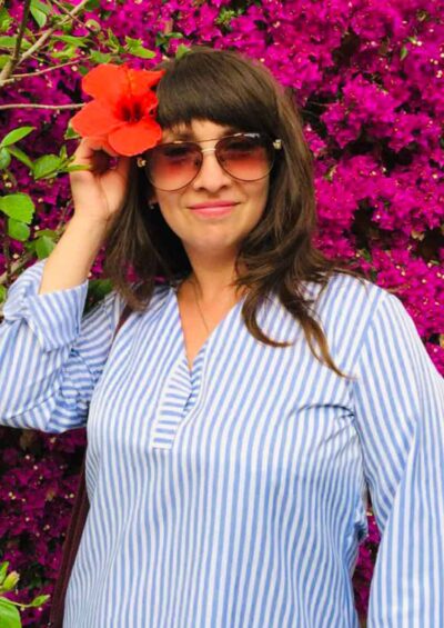 Viktoria, 43