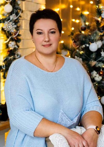 Viktoria, 43