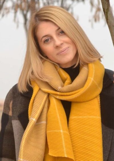 Alena, 41