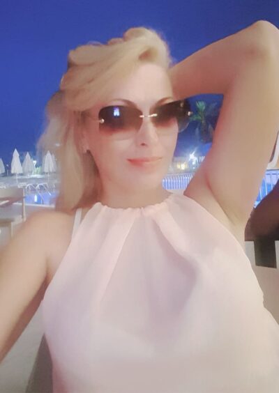 Svetlana, 44