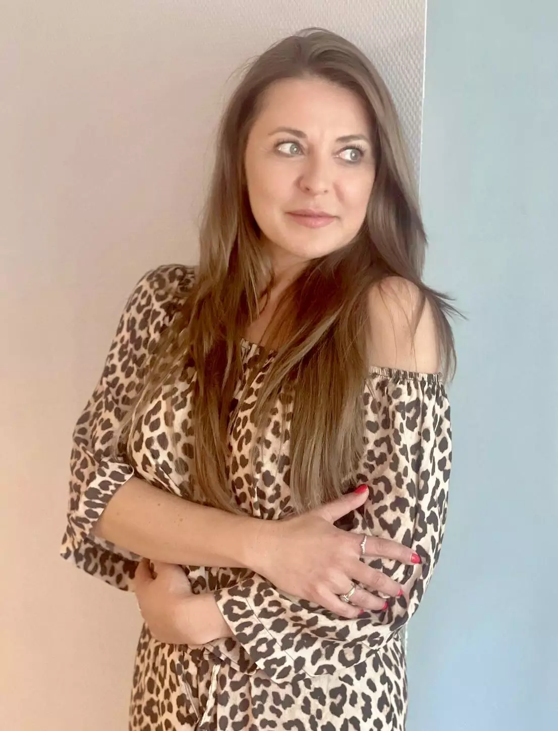 Ilona, 49