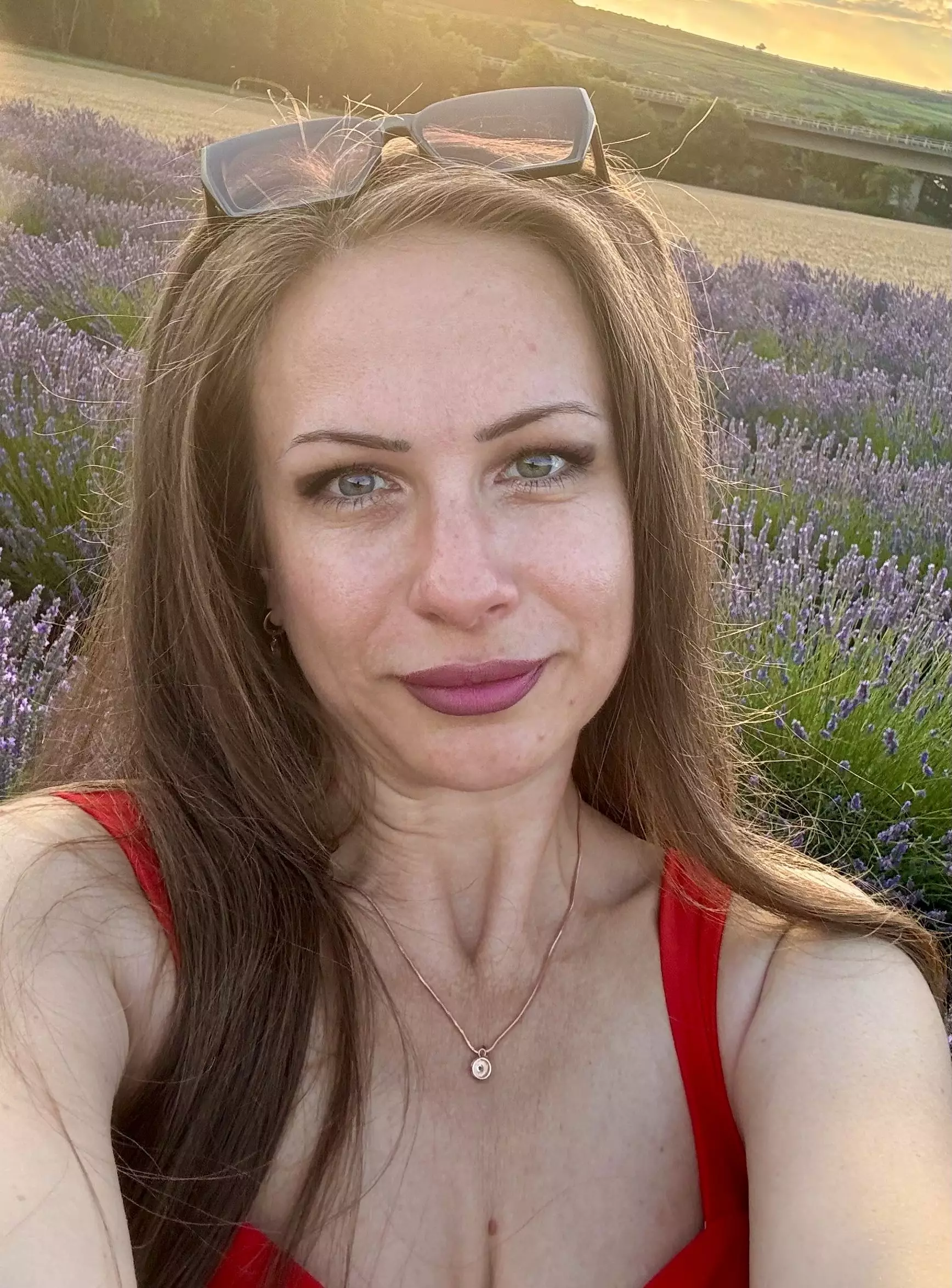 Alena, 40